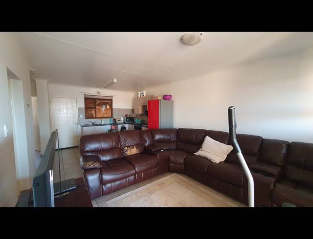 3 BEDROOM SECTIONAL TITLE FOR SALE IN ALBERTSDAL